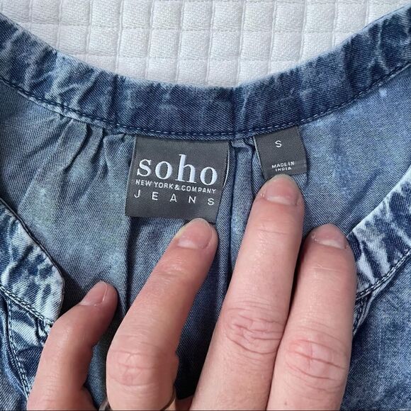 Soho NY&Co Jeans small cap sleeve denim blouse - Picture 2 of 9